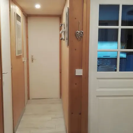 2 Pièces Aux Carroz D'arâches Avec Parking Et Wifi - 4 Personnes - Fr-1-836-23 Appartamento *